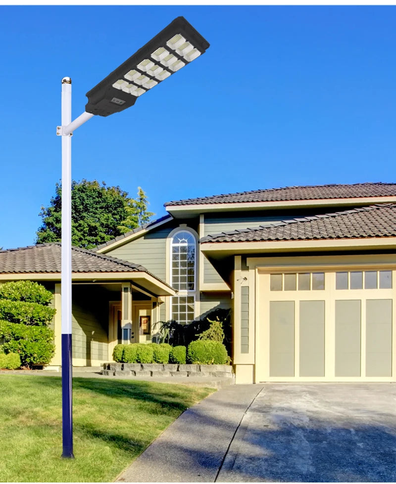 بروجيكتور الطاقة الشمسية LED Projector  Solar Street Light with Remote Control 300w